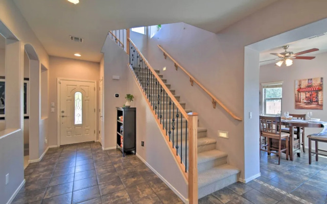 Goodyear Escape w/ Grill: Community Pool Access!