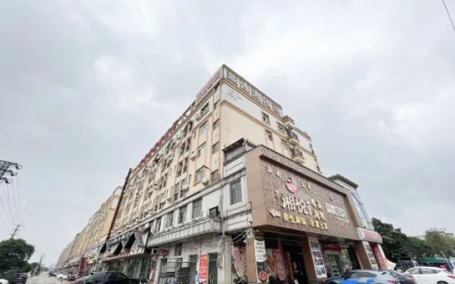 Ruiteng Hotel