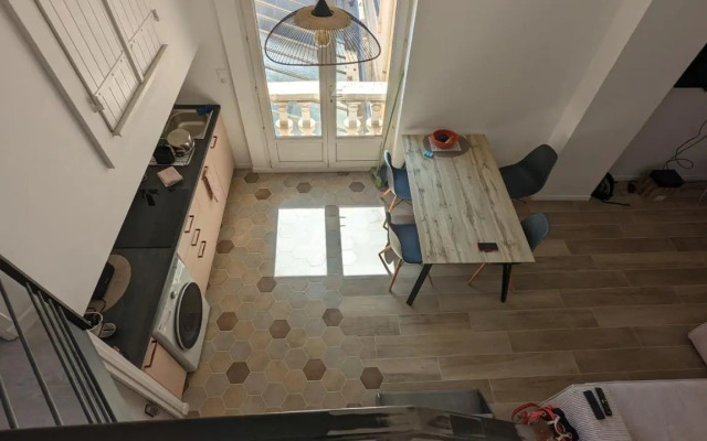 Appartement T3 , 650m du Palais des Festivals