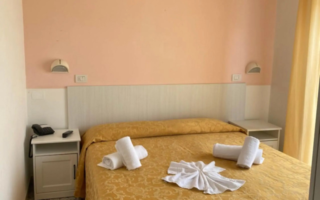 Hotel Modenese