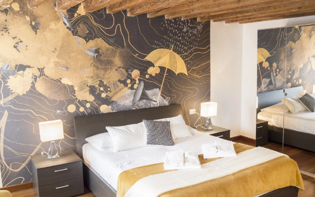 Canal View Apartment