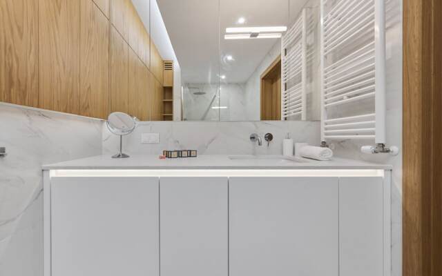 Walo?ska 16 by Renters Prestige