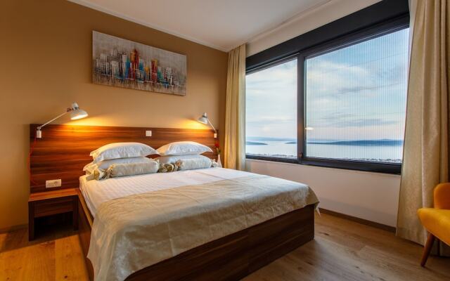 Luxury Villa Grand View