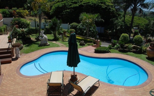 Palms Lodge