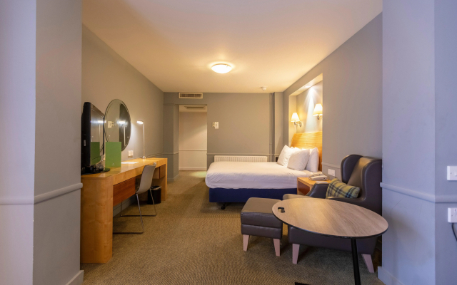 Holiday Inn Guildford by IHG