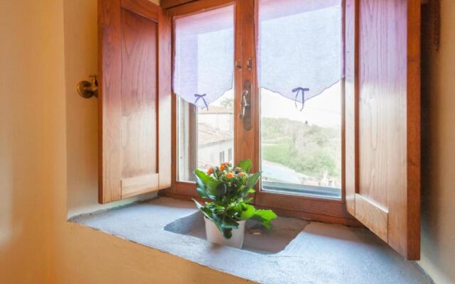 Granny Rose, Panoramic Apartment in ancient Tuscan village