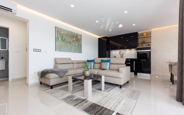 Apartments Amarru