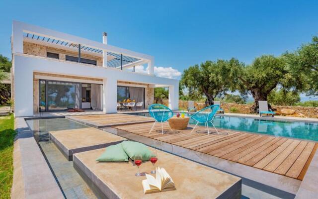 Villa Azimut 2 by Villa Plus