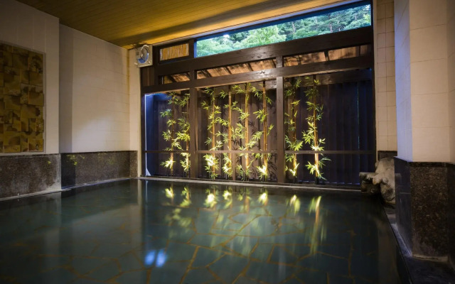 Aizu Higashiyama Onsen, Tsuki no Akari