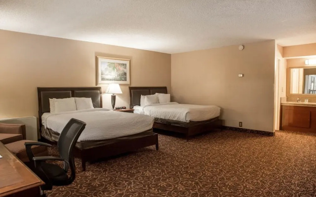 Grand Idaho Inn & Suites