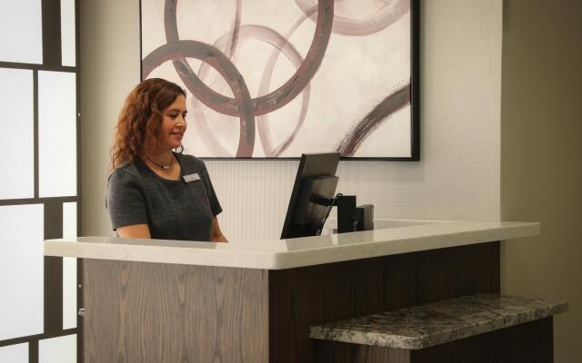 Crowne Plaza Chicago-Northbrook by IHG