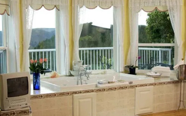 Prancing Horse Retreat