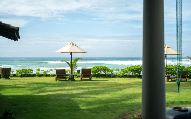 Poya Villa Ahangama by Sunsessions