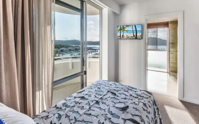 Yacht Harbour Tower 2