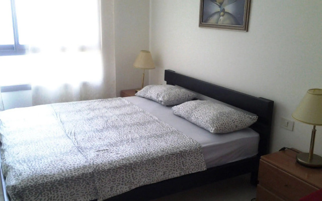 Israel-Haifa Apartments
