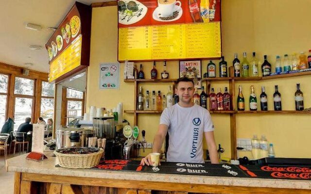 ZimaSnow Ski & Spa Club