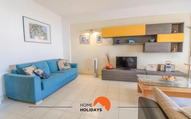 #031 Beautiful & Quiet Beach Flat Near OldTown