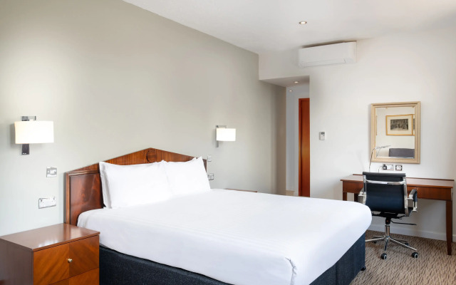 Copthorne Effingham Gatwick Hotel