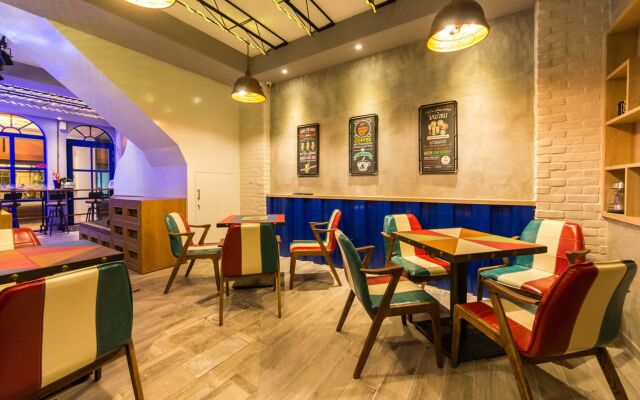 J.T World FunTrip B&B