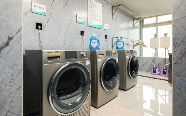 Mehood Lestie International Hotel Nancun Wanbo Metro Station Branch