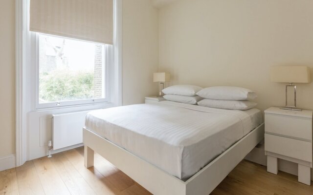 Marloes Road Lux 2 Bedrooms Apartment