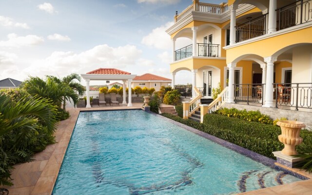 Villa with Spectacular Sea View