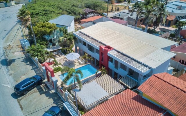 Quiet Cozy Central Close to the Beach Pool