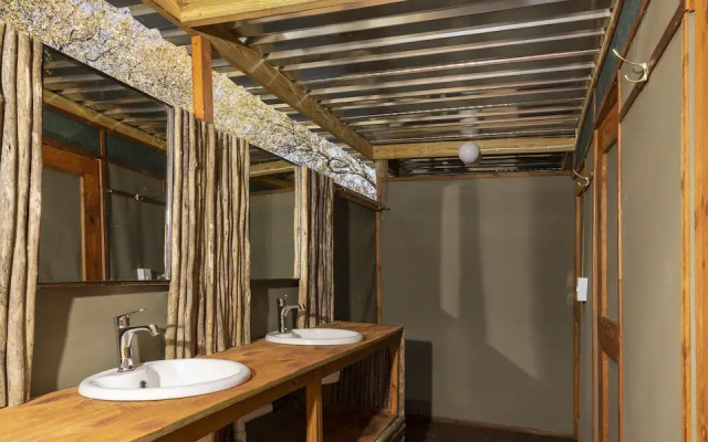 Boteti Tented Safari Lodge