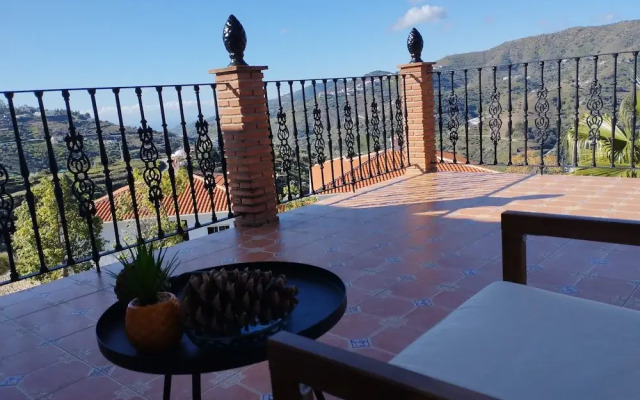 Malaga Hills Boutique & Wellness Hotel