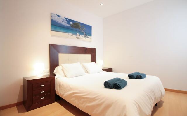 F03 Apartment with private rooftop