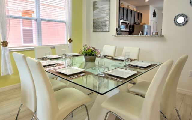 Stirling Vacation Home at Solterra