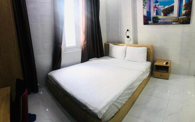 2Z HOTEL- 149 Lê THị RIêNG