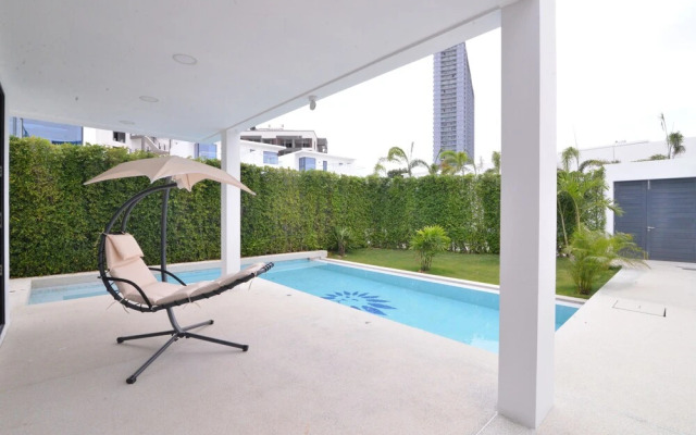 Private Pool Villa in Central  Pattaya - Palma3