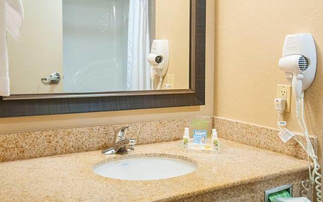 Holiday Inn Hotel & Suites Slidell by IHG