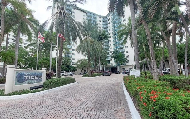 Tides - Private Condo