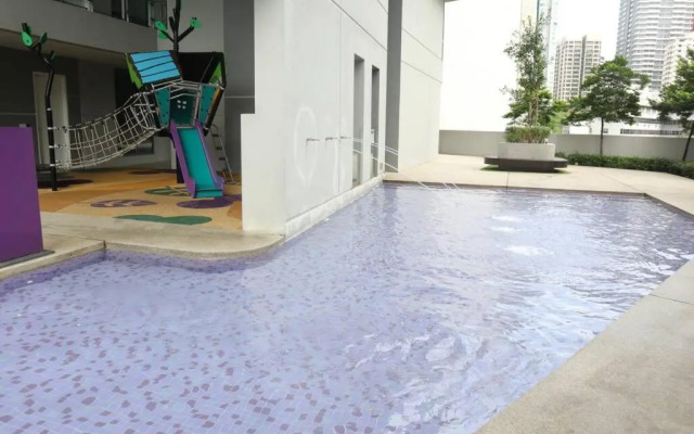 MyCrib45*The Robertson KL-B.Bintang