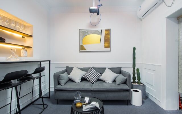 Zhigao West Lake Apartment Huansha