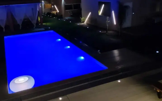 Modular Bungalows With Heated Pool Artemis Greece
