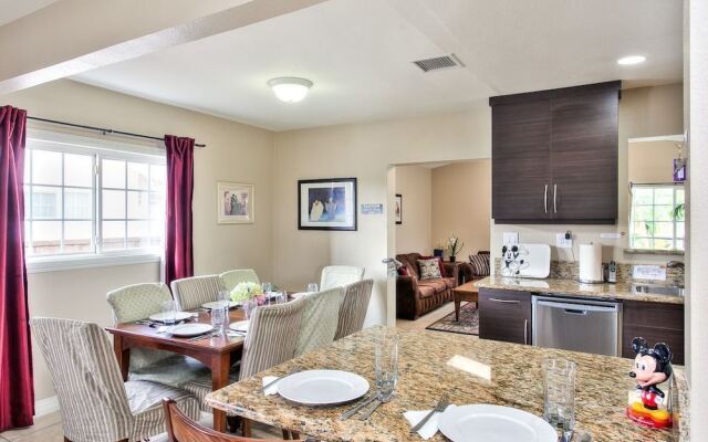 Atlantis - 4 Br Home