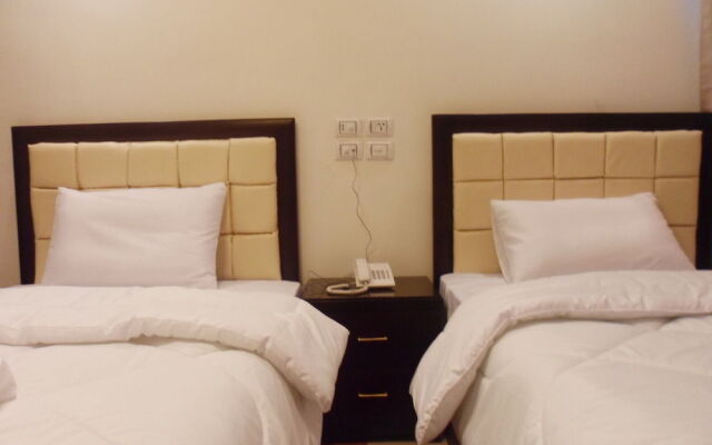 Mandarin Hotel
