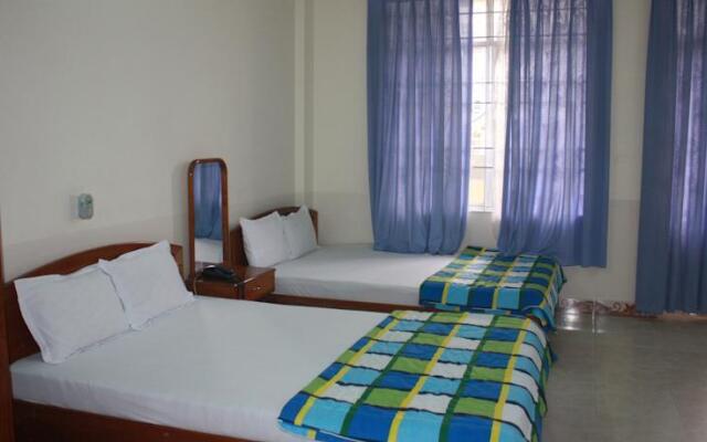 Ngoc Tien Hotel