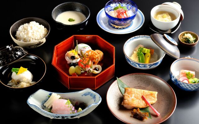 Heihachi Tea House Inn
