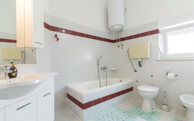 Nice Home in Pula With Wifi and 4 Bedrooms