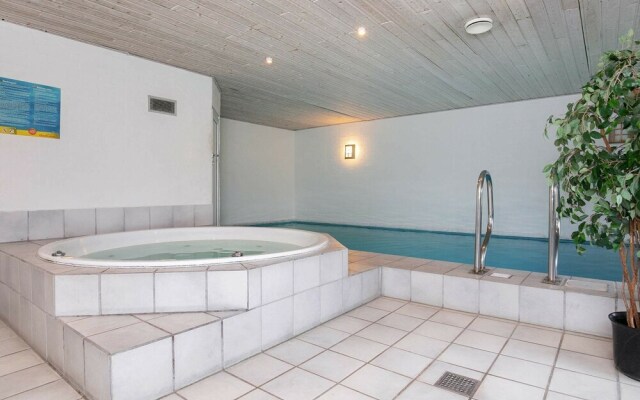 Lavish Holiday Home in Ringkøbing With Sauna