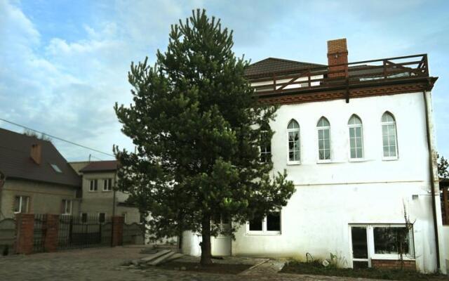 hotelImage