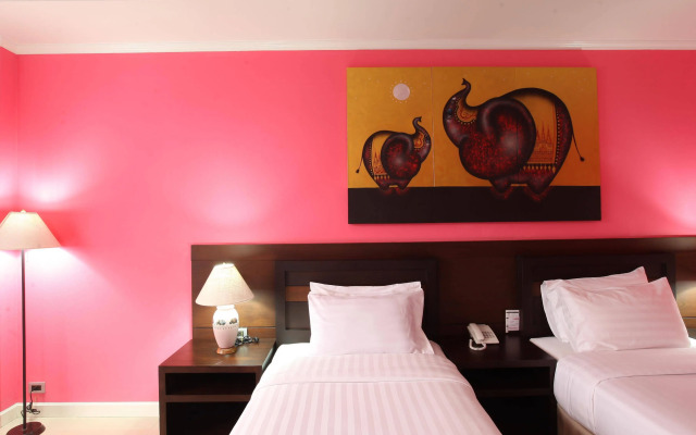 La Vie En Rose Hotel