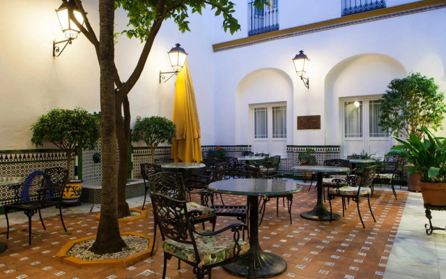 Hotel Cervantes