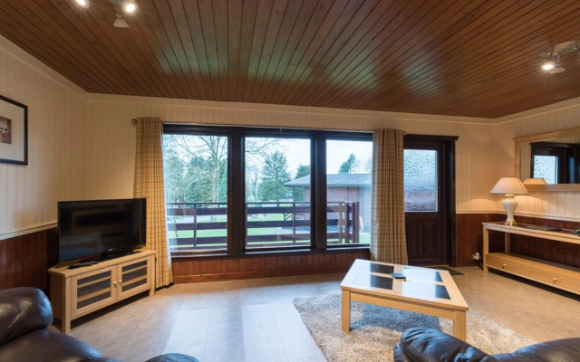 Bluebell Lodge 3 with Hot Tub