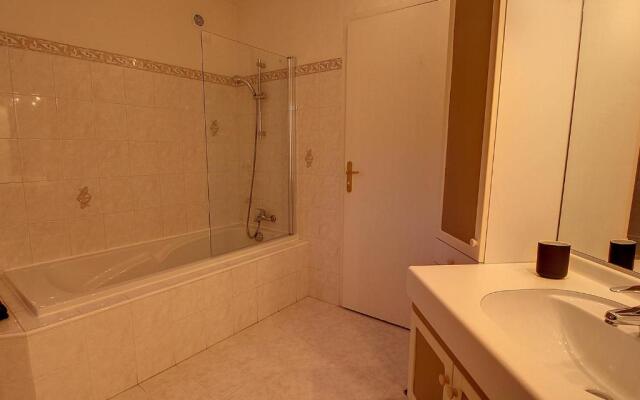 Maison Flayosc, 5 pièces, 8 personnes - FR-1-660-5