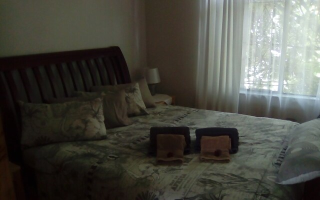 Elegant Upstairs Apartment